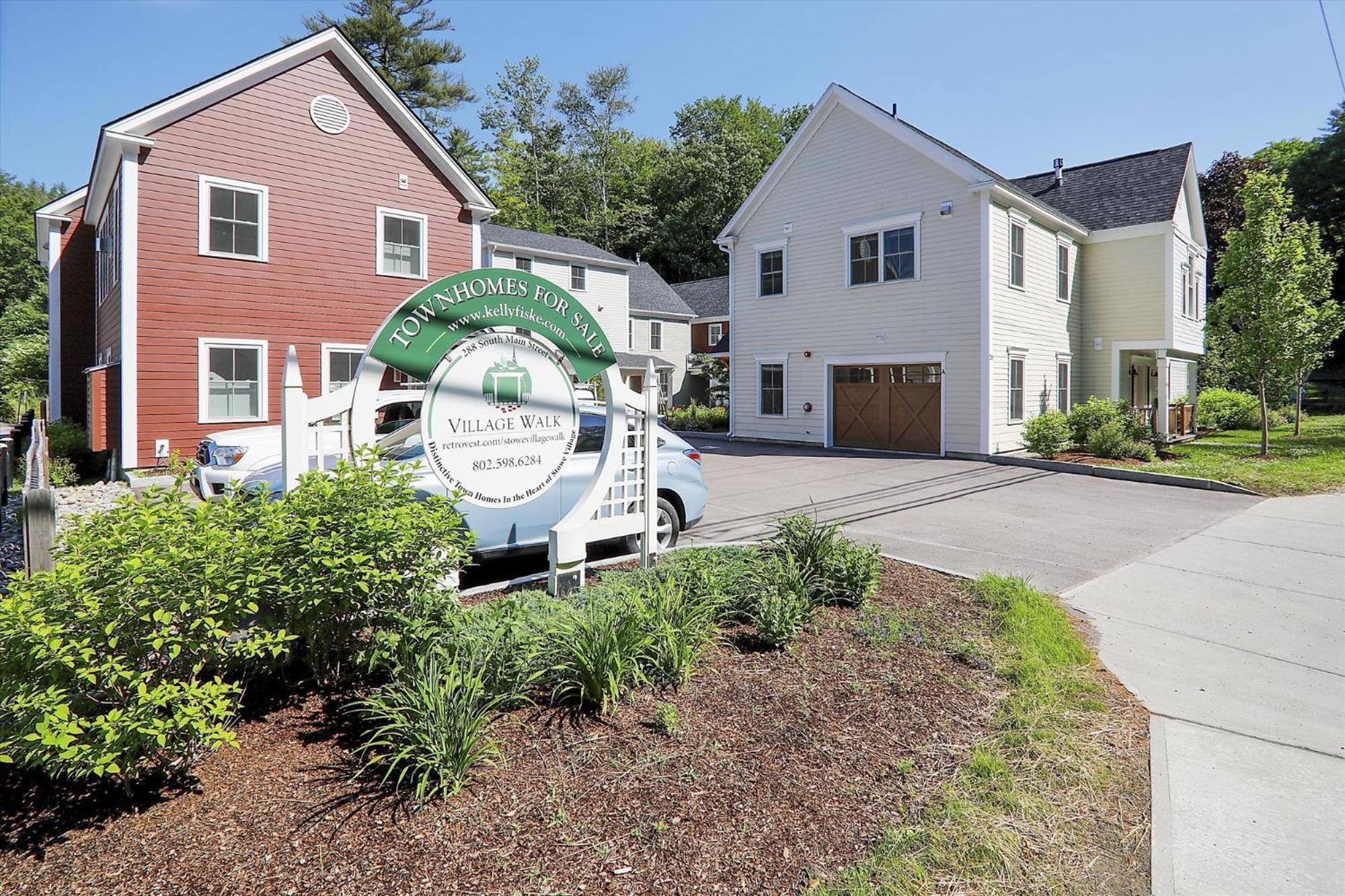 Scharkie Ski Haus At Village Walk B Stowe Exterior photo